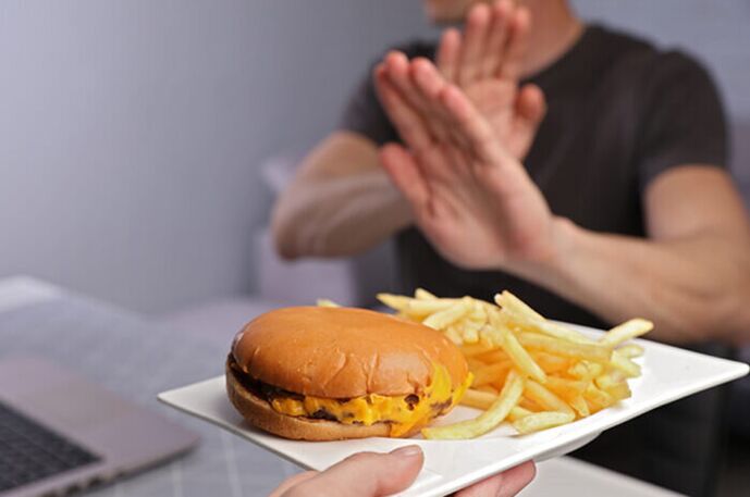 Ablehnung von Fast Food bei einer Diät nach Blutgruppe. 