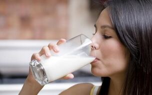 Diätmenüs zu trinken enthalten fettarme Milch